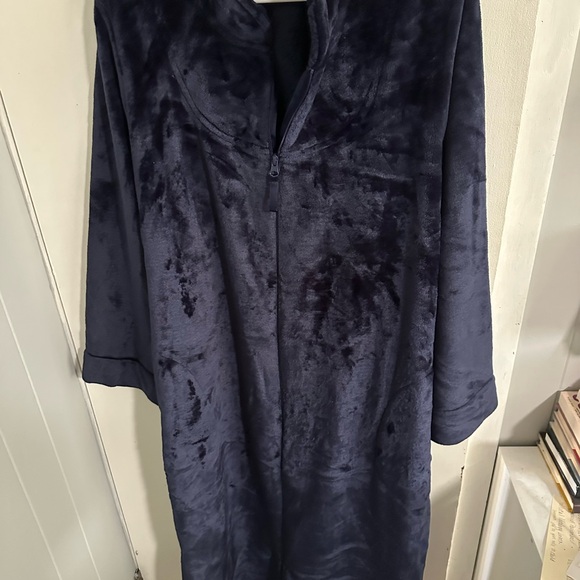 Charter Club Midnight Blue Intimate Robe - Picture 1 of 3